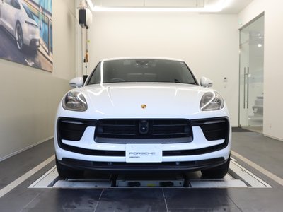 صورة 3 لـ 2023 Porsche MACAN