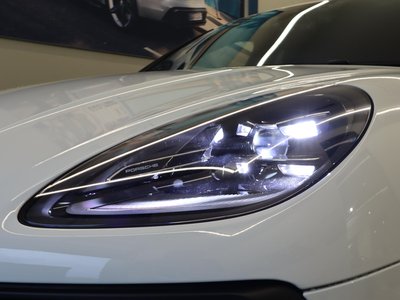 صورة 7 لـ 2023 Porsche MACAN