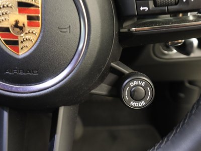 2023 Porsche MACAN — миниатюра 15