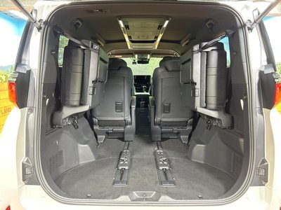 2024 Toyota ALPHARD — миниатюра 40