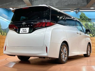 2024 Toyota ALPHARD — миниатюра 18