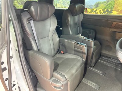2024 Toyota ALPHARD — фото 9