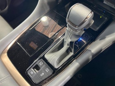 2024 Toyota ALPHARD — миниатюра 71