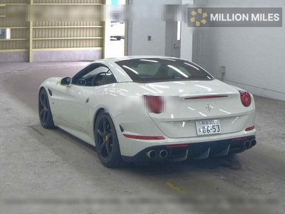 FERRARI CALIFORNIA T - 2