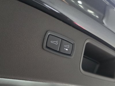 2020 Porsche MACAN thumbnail 24