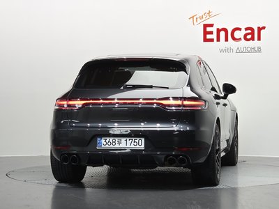 صورة 3 لـ 2020 Porsche MACAN
