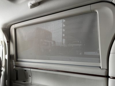 2025 Lexus LM — миниатюра 54