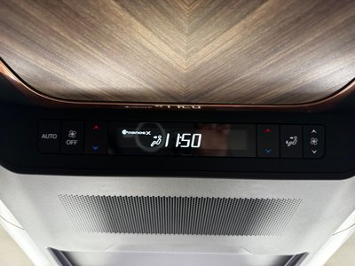 2025 Lexus LM — миниатюра 57