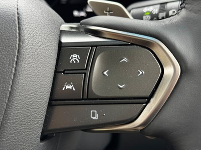 2025 Lexus LM — миниатюра 12