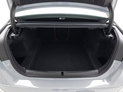 2025 BMW 5 SERIES 缩略图 20