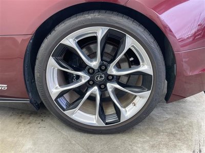 2017 Lexus LC thumbnail 22