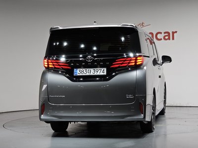2024 TOYOTA ALPHARD photo 4
