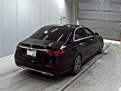 MERCEDES-BENZ E-CLASS - 2