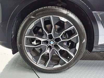 2025 BMW X7 照片 6