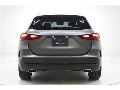 MERCEDES-BENZ GLA - 8