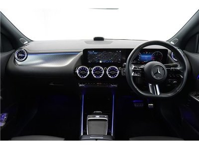 MERCEDES-BENZ GLA - 3