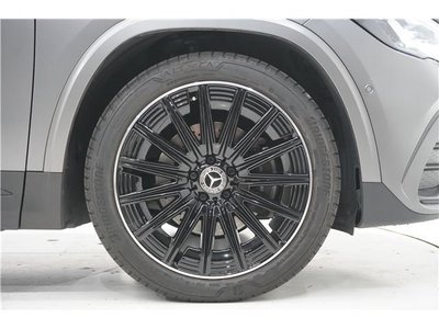 MERCEDES-BENZ GLA - 10