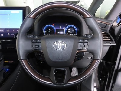 صورة 9 لـ 2025 Toyota ALPHARD