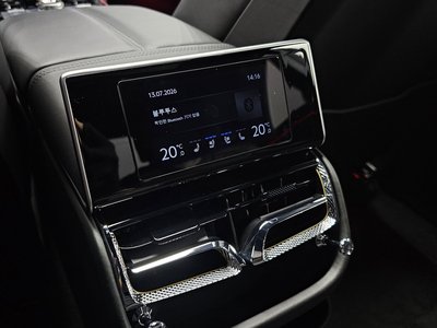 2022 Bentley FLYING SPUR thumbnail 37