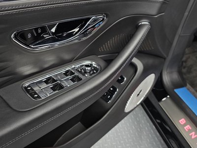 2022 Bentley FLYING SPUR thumbnail 23