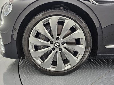 2022 Bentley FLYING SPUR photo 6