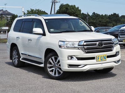 صورة 3 لـ 2020 Toyota LAND CRUISER 200