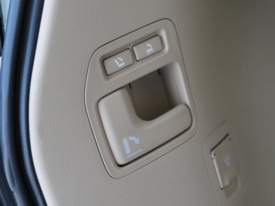 2020 Toyota LAND CRUISER 200 — миниатюра 36