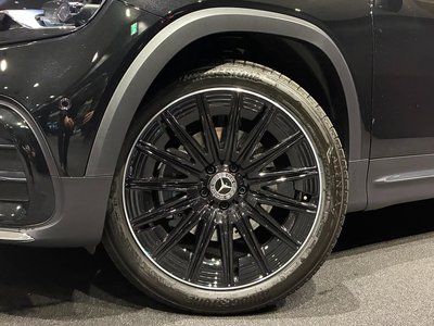 MERCEDES-BENZ GLB - 9