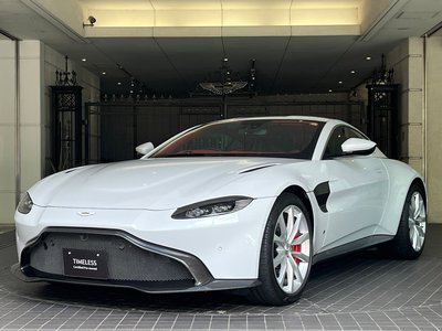 ASTON MARTIN VANTAGE - 8
