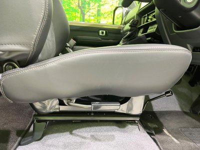 2025 Toyota LAND CRUISER 70 缩略图 56