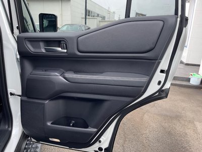 2025 Toyota LAND CRUISER 250 — миниатюра 76
