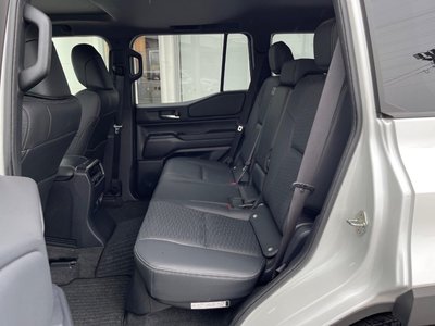 2025 Toyota LAND CRUISER 250 — миниатюра 35