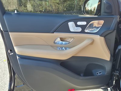 MERCEDES-BENZ GLS - 4