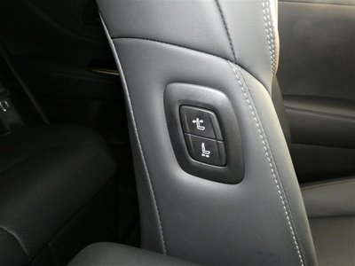 2024 Toyota CROWN SPORT thumbnail 13