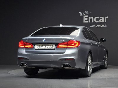 BMW 5 SERIES - 4