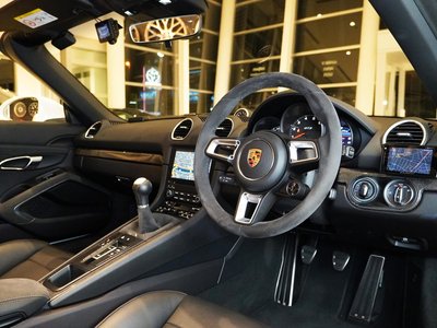 PORSCHE 718 BOXSTER - 3