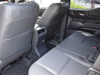 2024 Toyota LAND CRUISER 250 — миниатюра 53