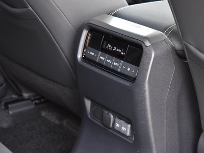 2024 Toyota LAND CRUISER 250 — миниатюра 51