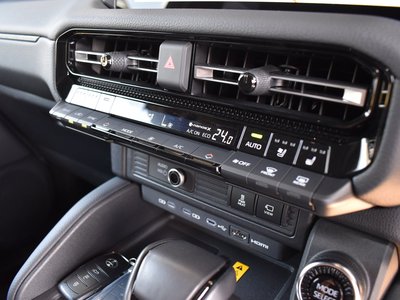 2024 Toyota LAND CRUISER 250 — миниатюра 42