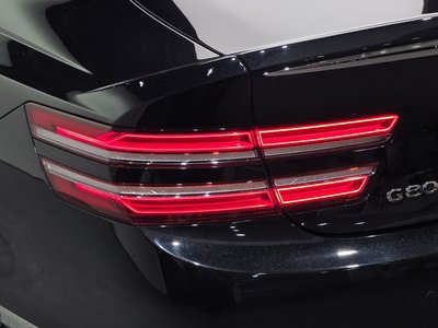 GENESIS G80 (RG3) - 10