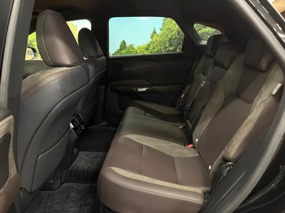 صورة مصغرة 48 لـ 2023 Lexus RX