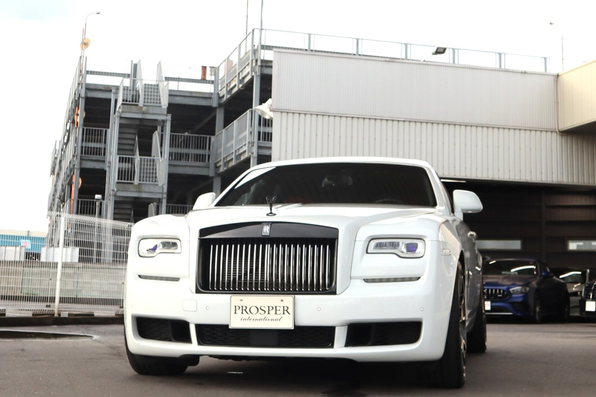 ROLLS ROYCE GHOST - View 1