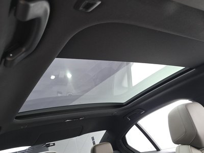 2023 BMW 5 SERIES — миниатюра 24