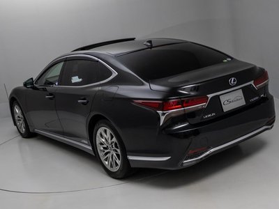 صورة مصغرة 33 لـ 2019 Lexus LS