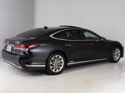 صورة مصغرة 20 لـ 2019 Lexus LS
