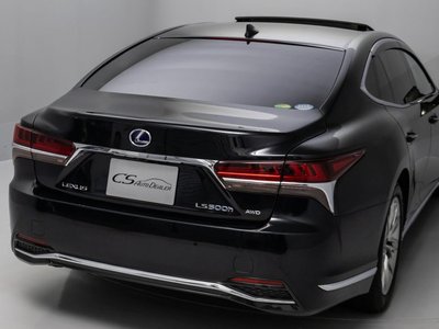 صورة مصغرة 29 لـ 2019 Lexus LS