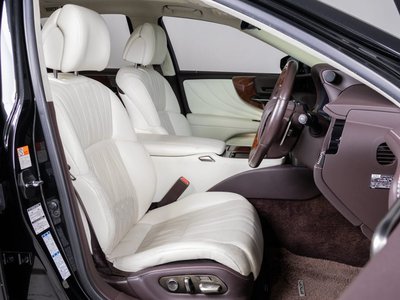 صورة مصغرة 38 لـ 2019 Lexus LS