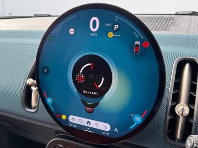 2024 MINI COOPER COUNTRYMAN — миниатюра 59