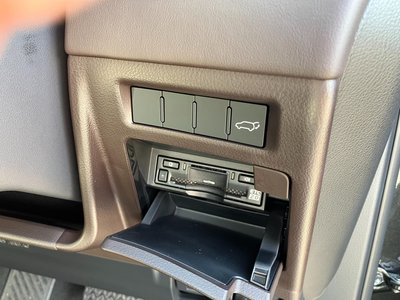 صورة مصغرة 42 لـ 2024 Lexus LX