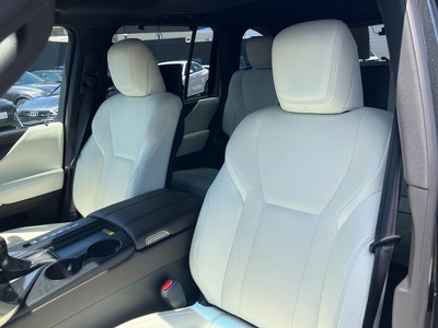 صورة مصغرة 17 لـ 2024 Lexus LX